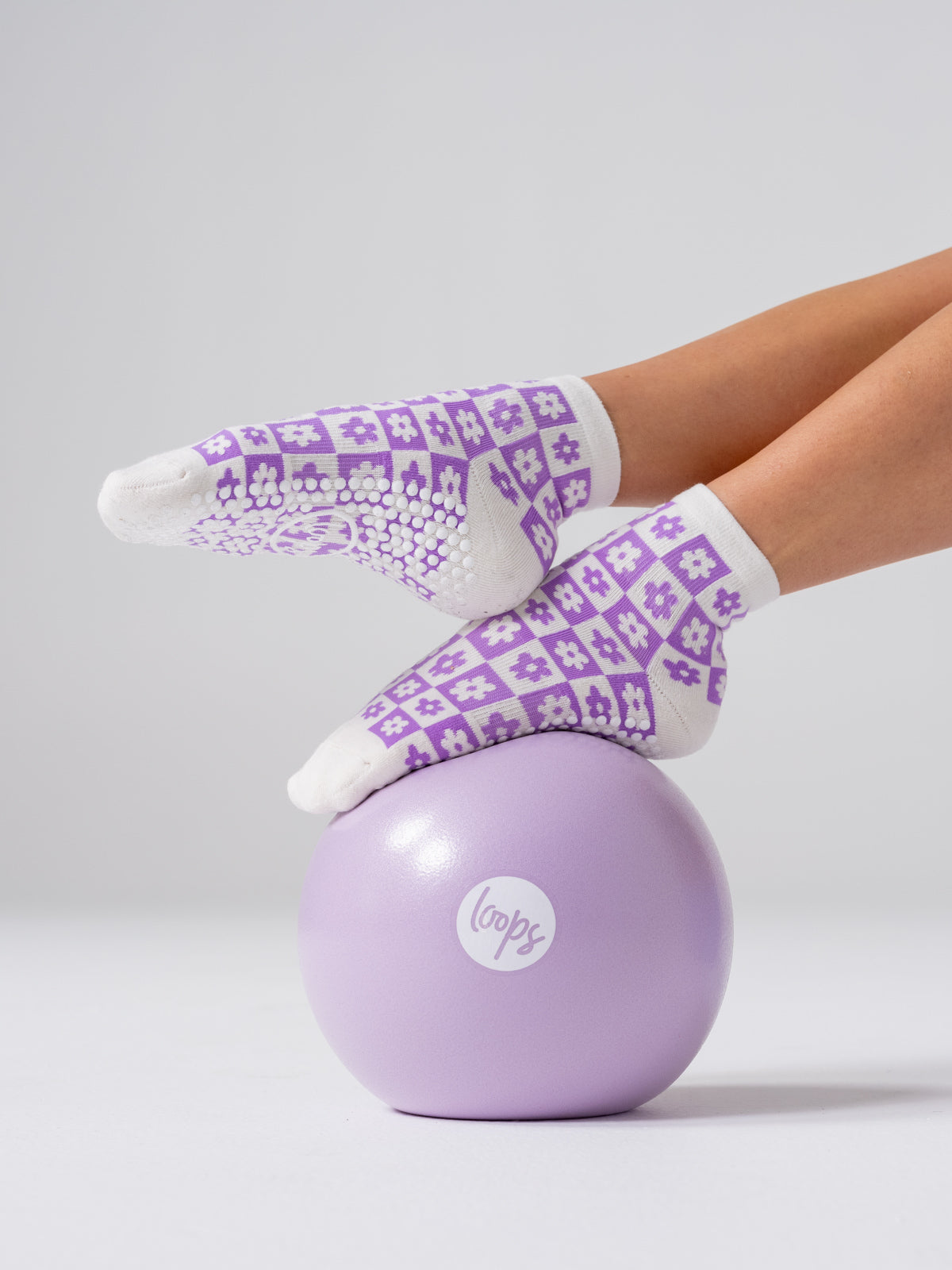 9" Squishy Ball - Lilac