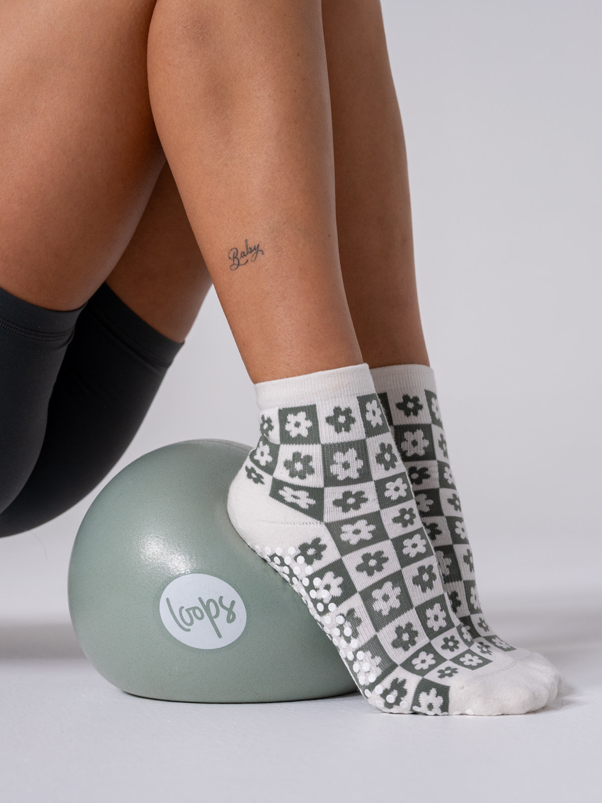 Studio Socks - Bloom Olive